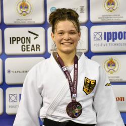 Hanna Sedlmair gewinnt Bronze beim EC in Pale