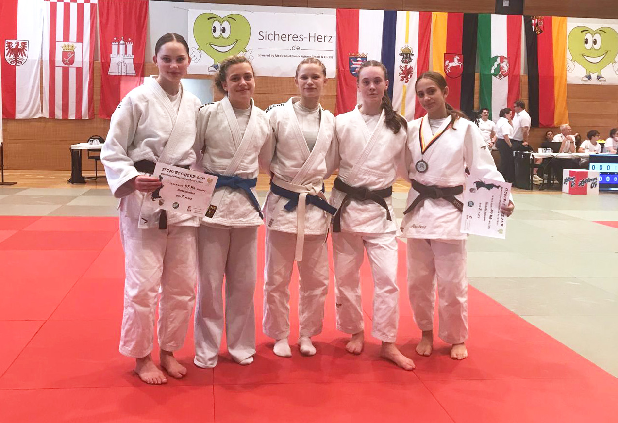 02 Foto Mädchen U17
