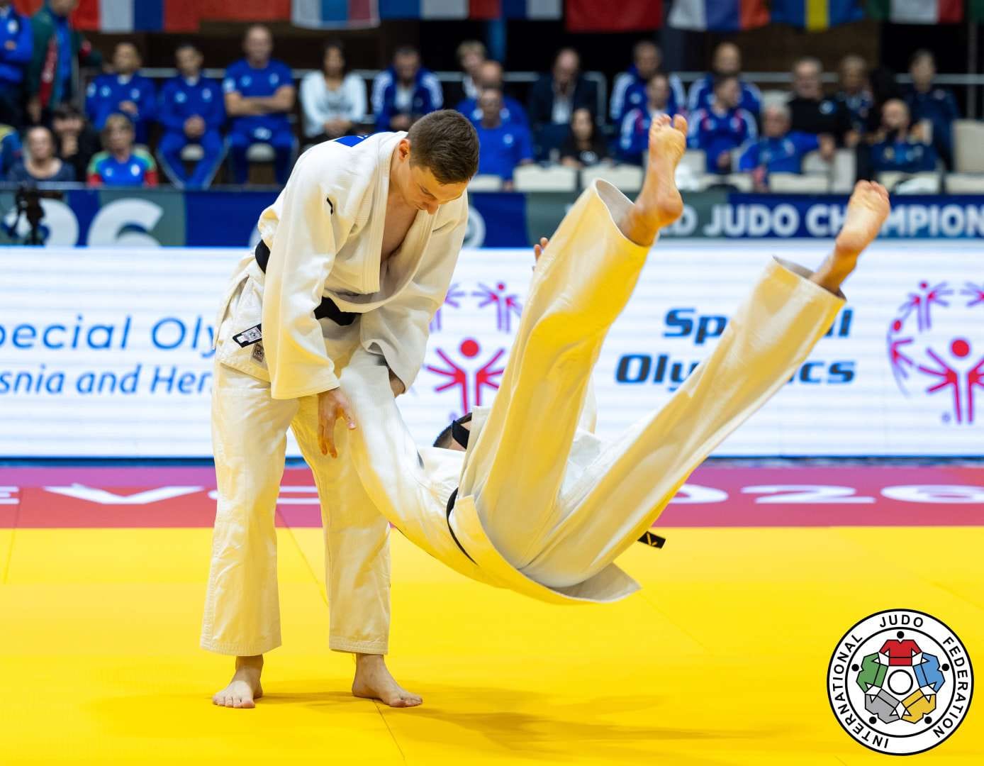 Immo Schmidt und Hendrik Schmidt bei der Kata-Weltmeisterschaft in Sarajevo