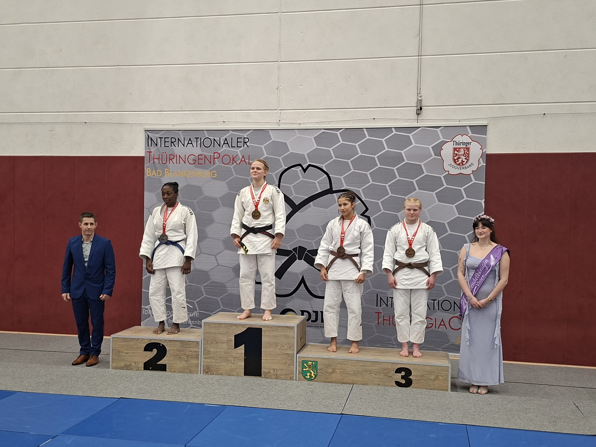 WhatsApp Image 2026 03 21 at 19.00.35